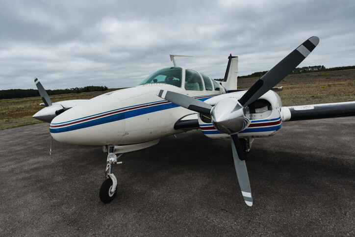 Pilot Training For Piston Twins With Smart Rudders 10 Crm-adm